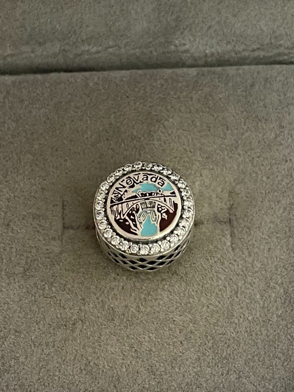 Pandora Nevada Exclusive CharmTravel Pendant, S925 Sterling Silver